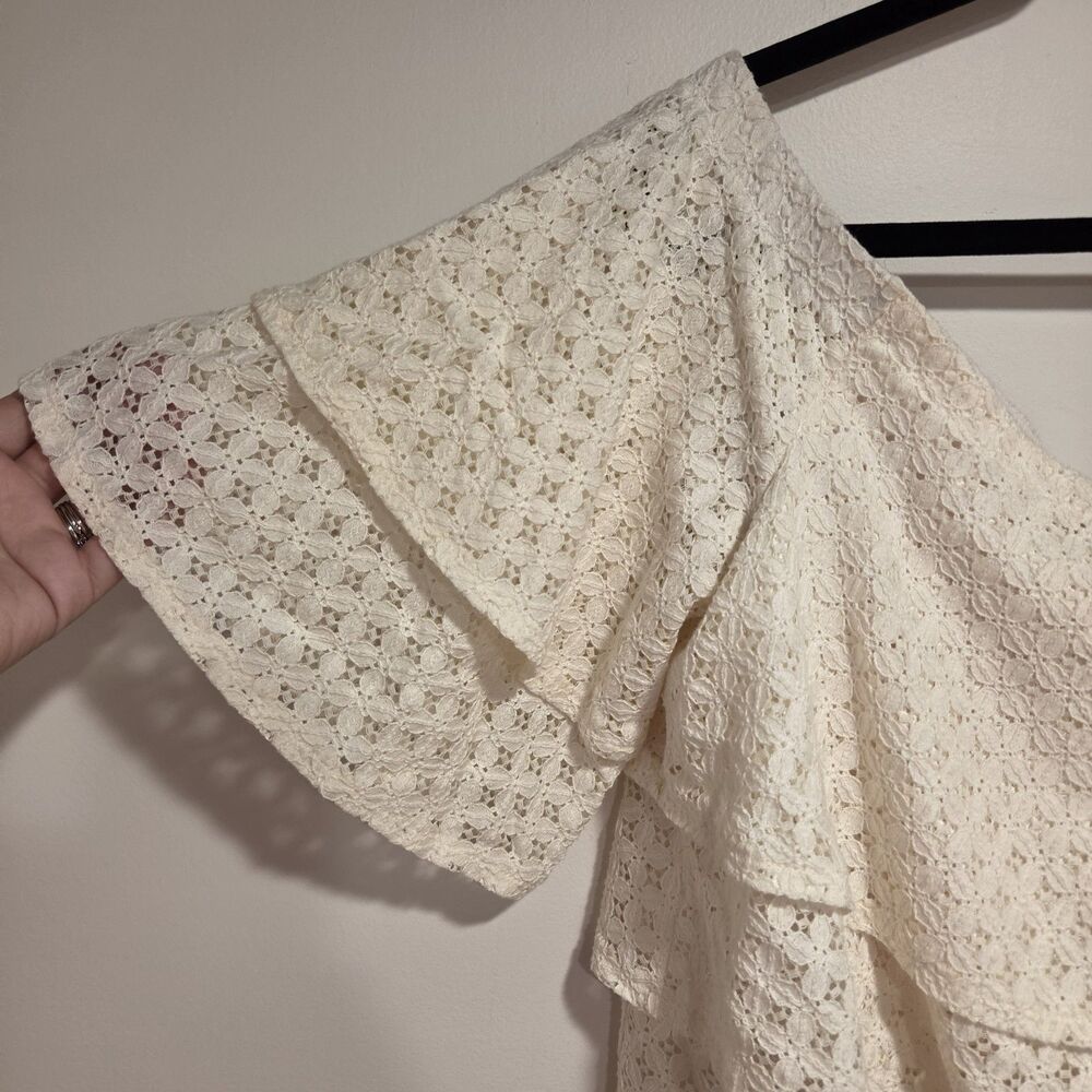 Banana Republic Sz Medium Womens Lace Off-the-Shoulder Ruffle Top Cream - Picture 5 of 12